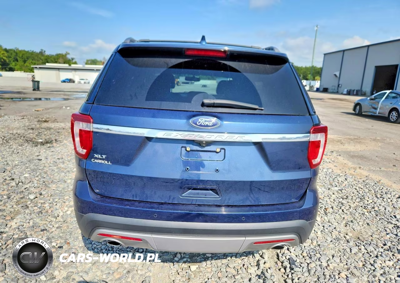2017 Ford Explorer Xlt VIN:1FM5K7D82HGB76832 - 6
