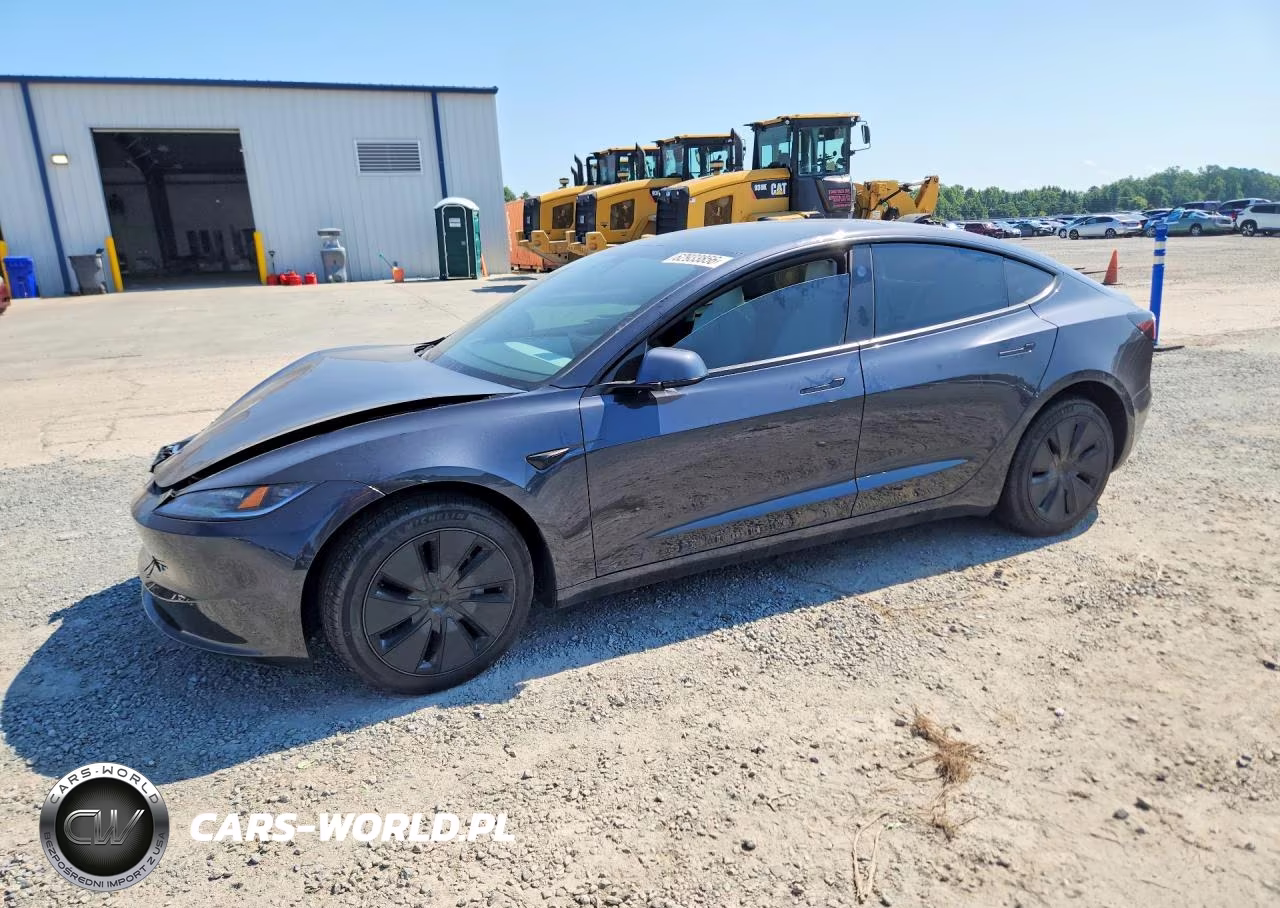 2026 Tesla Model 3 VIN:5YJ3E1EA0TF196159 - 1
