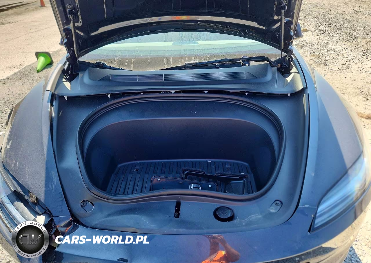 2026 Tesla Model 3 VIN:5YJ3E1EA0TF196159 - 11