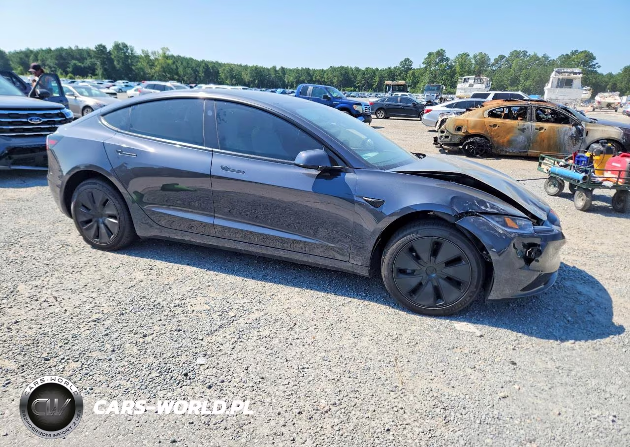 2026 Tesla Model 3 VIN:5YJ3E1EA0TF196159 - 4