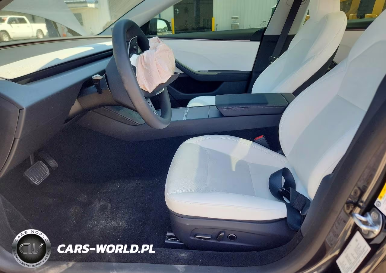 2026 Tesla Model 3 VIN:5YJ3E1EA0TF196159 - 7