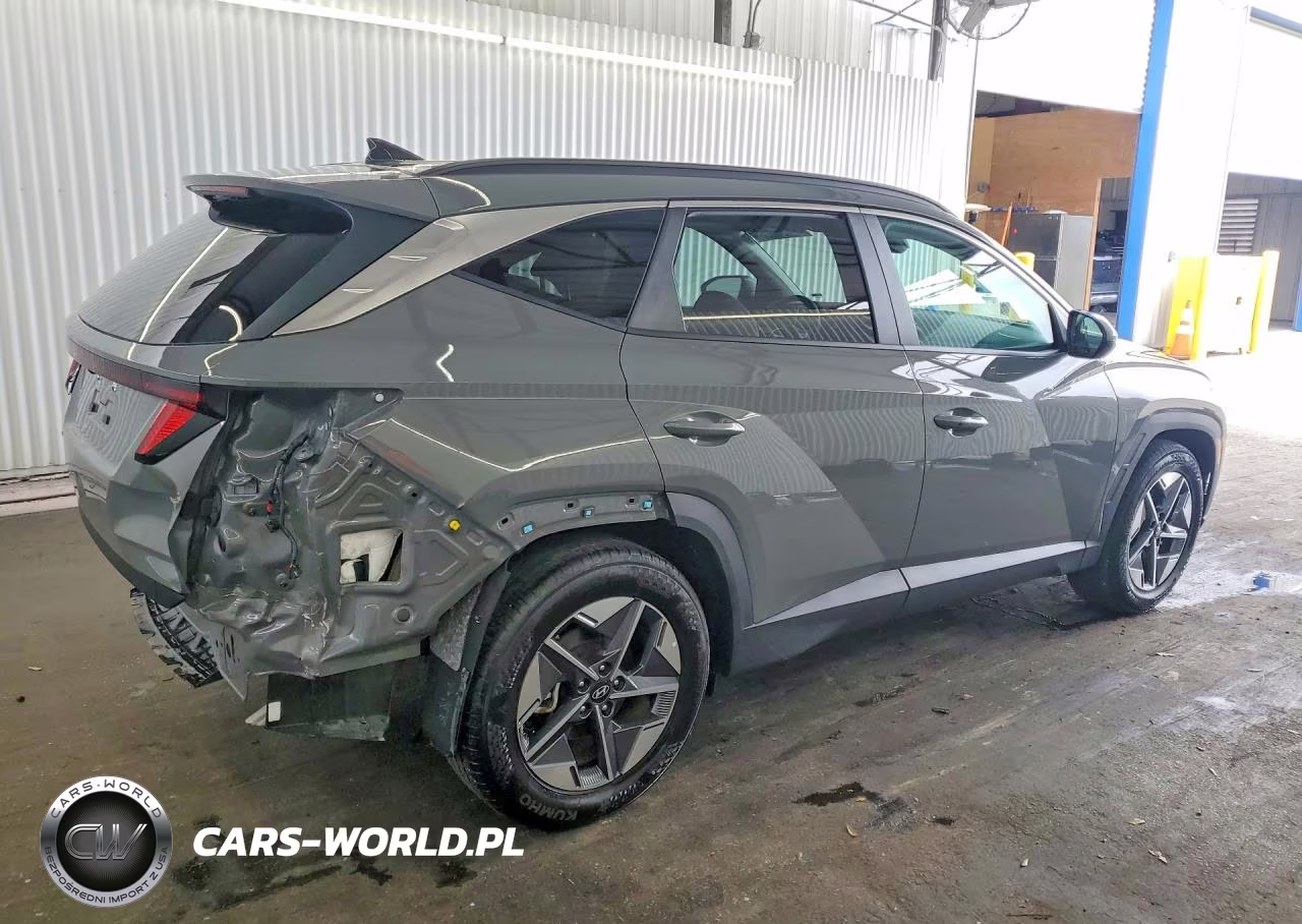 2026 Hyundai Tucson Sel VIN:5NMJB3DEXTH658693 - 3