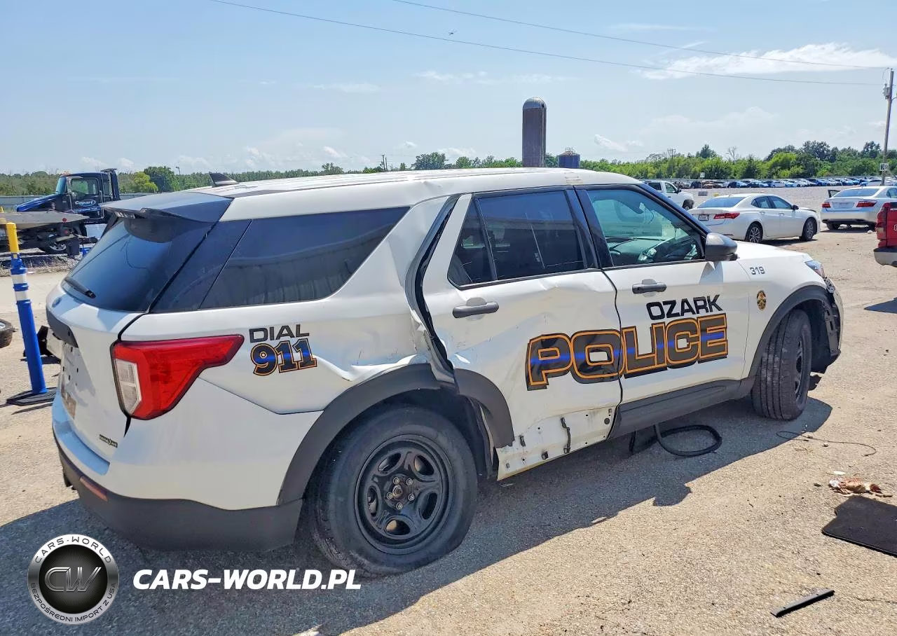 2024 Ford Explorer Police Interceptor VIN:1FM5K8AB0RGA27701 - 3