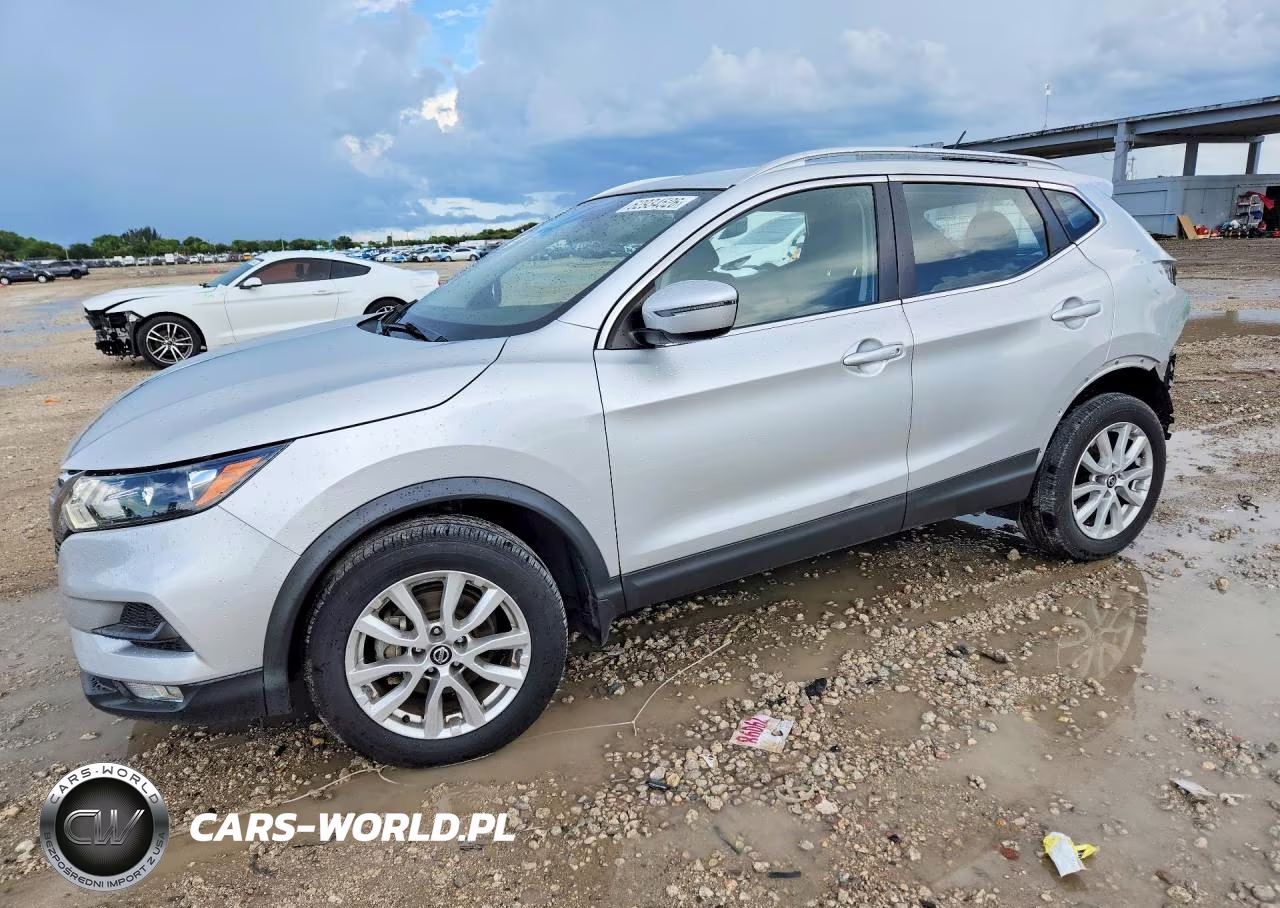 2021 Nissan Rogue Sport Sv