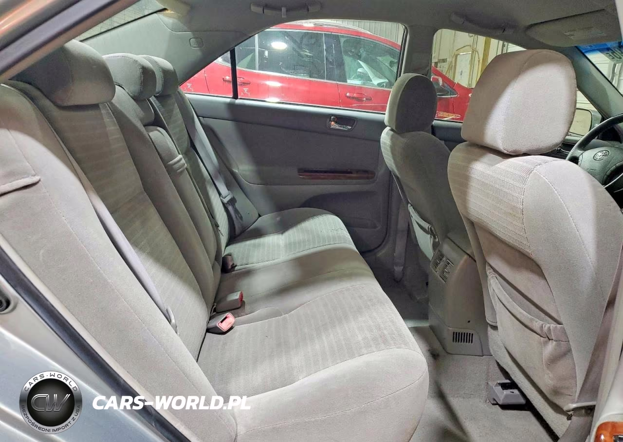 2005 Toyota Camry Xle VIN:4T1BE30K85U556274 - 10