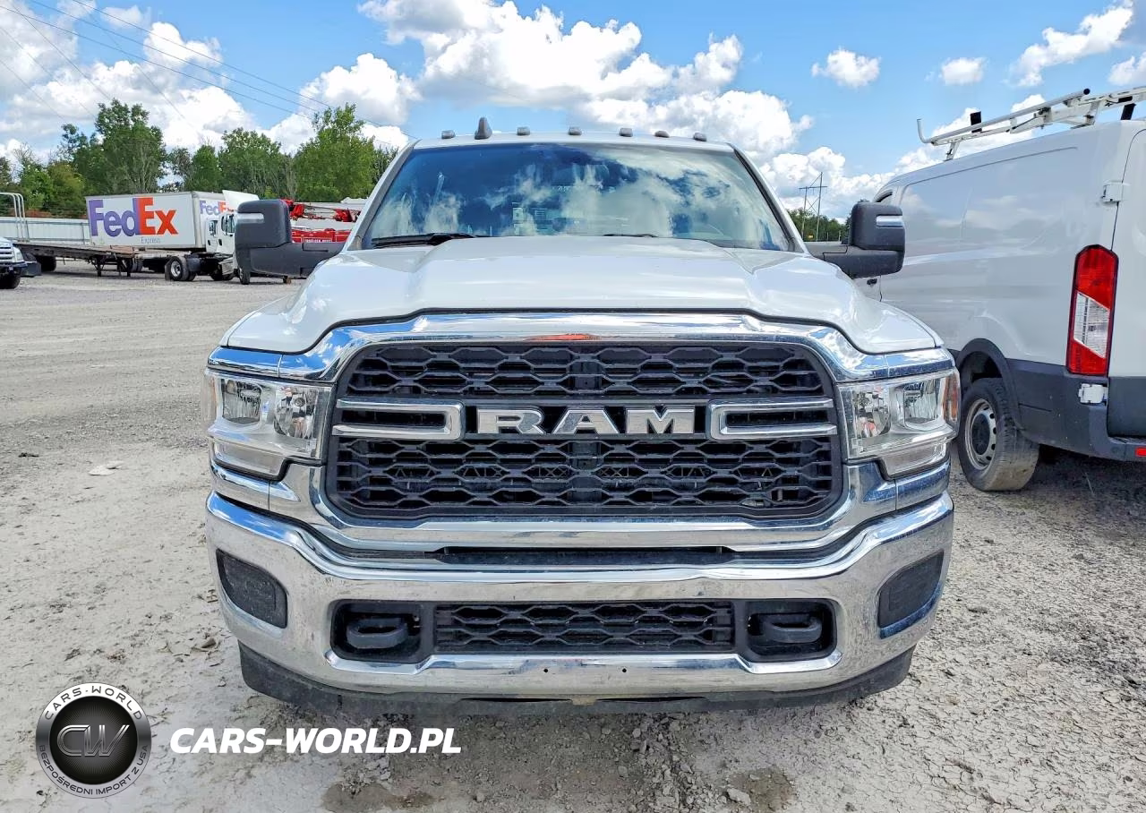 2024 Ram 3500 VIN:3C7WRTCL7RG274413 - 5