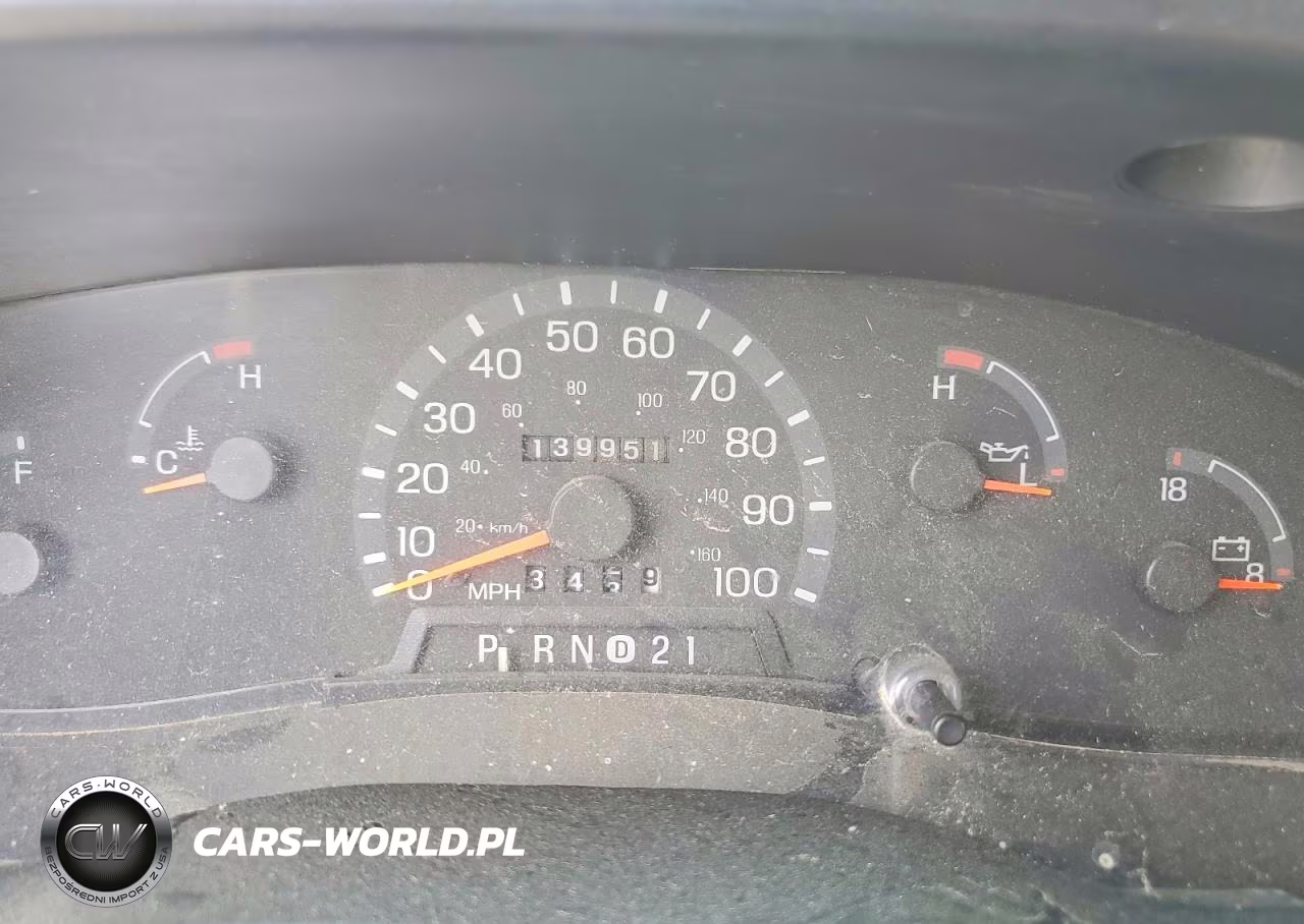 1998 Ford Econoline E350 Super Duty VIN:1FBSS31L9WHA44882 - 9