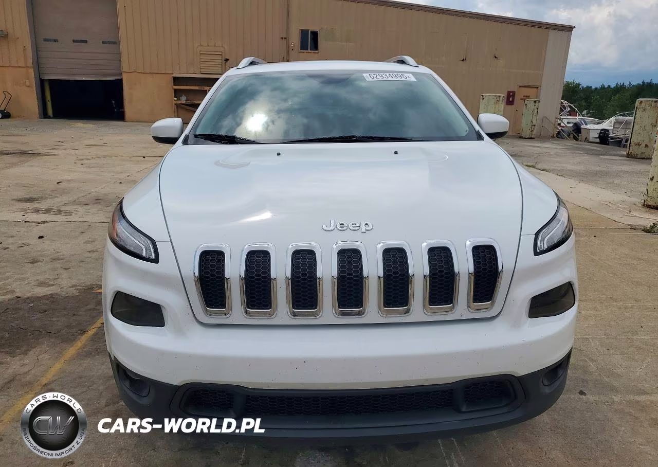 2017 Jeep Cherokee Latitude VIN:1C4PJMCB9HW609273 - 5