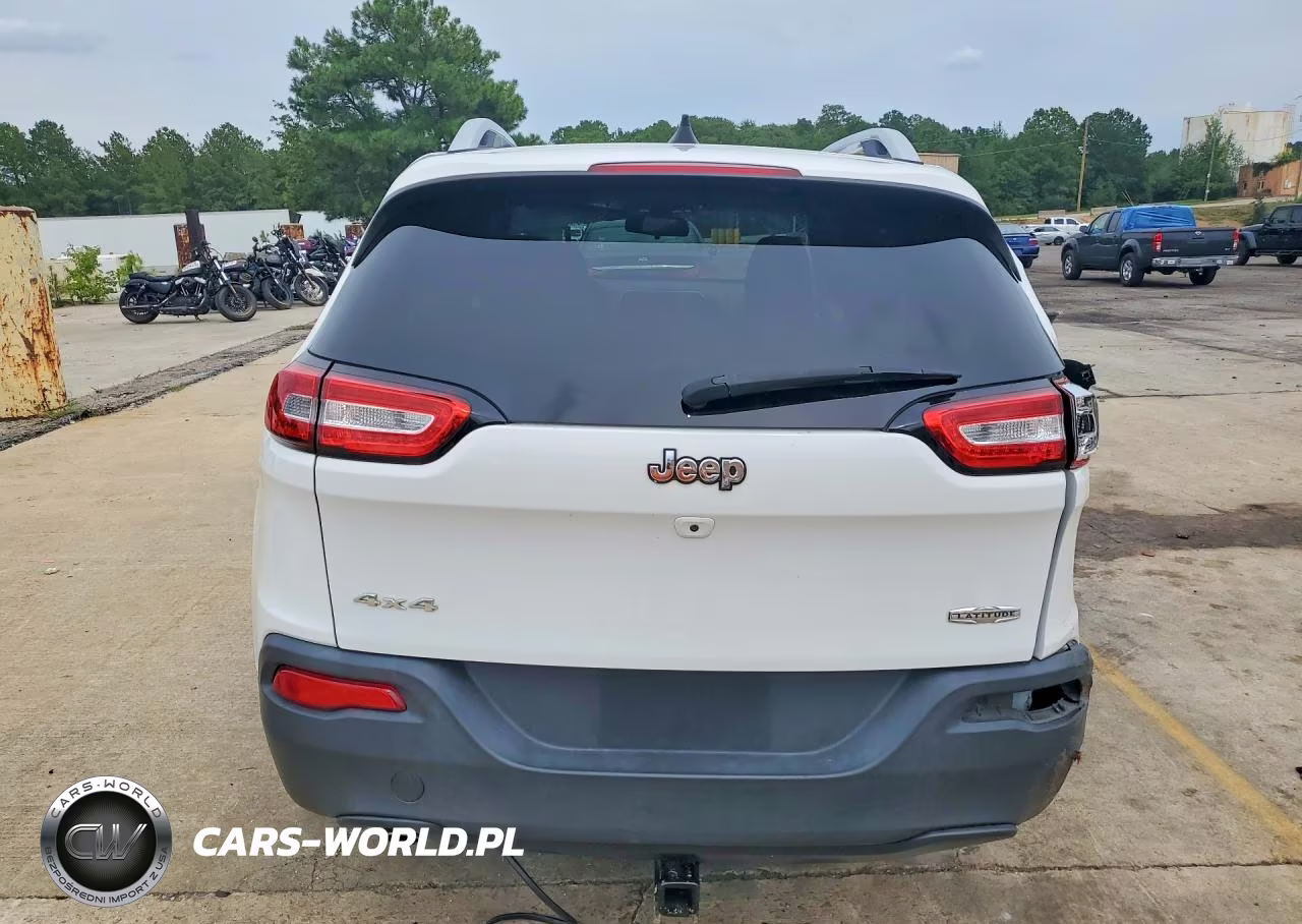 2017 Jeep Cherokee Latitude VIN:1C4PJMCB9HW609273 - 6