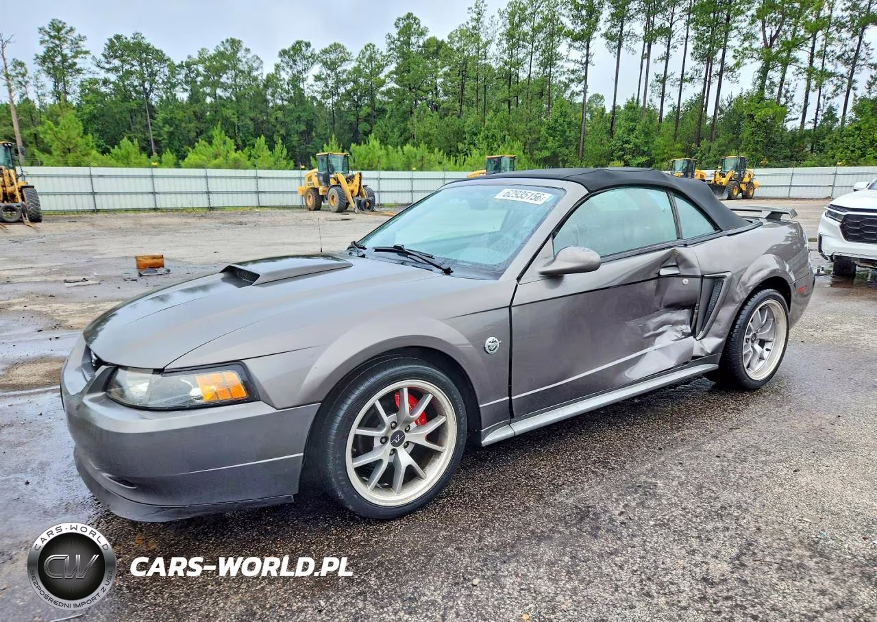 2004 Ford Mustang