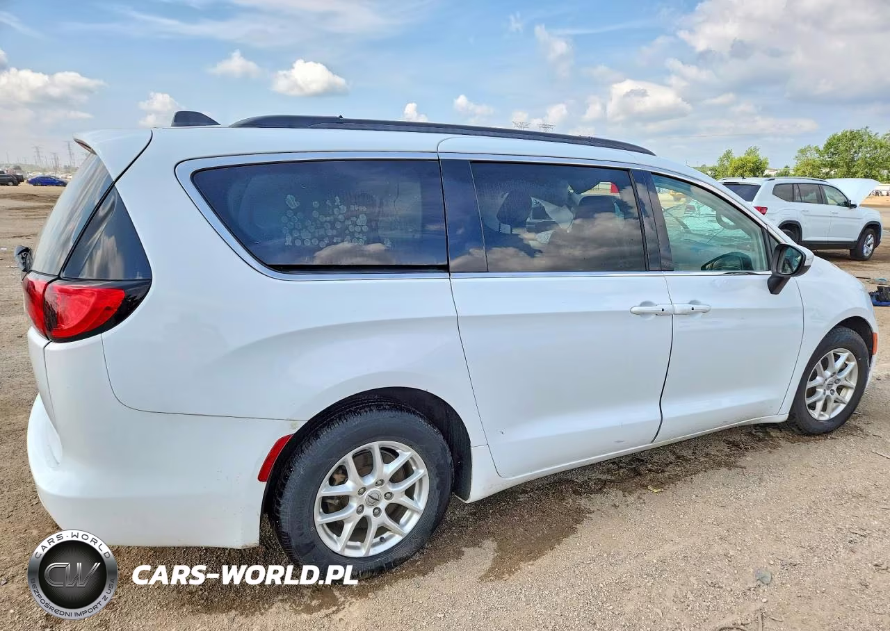 2021 Chrysler Voyager Lxi VIN:2C4RC1DG7MR504505 - 3