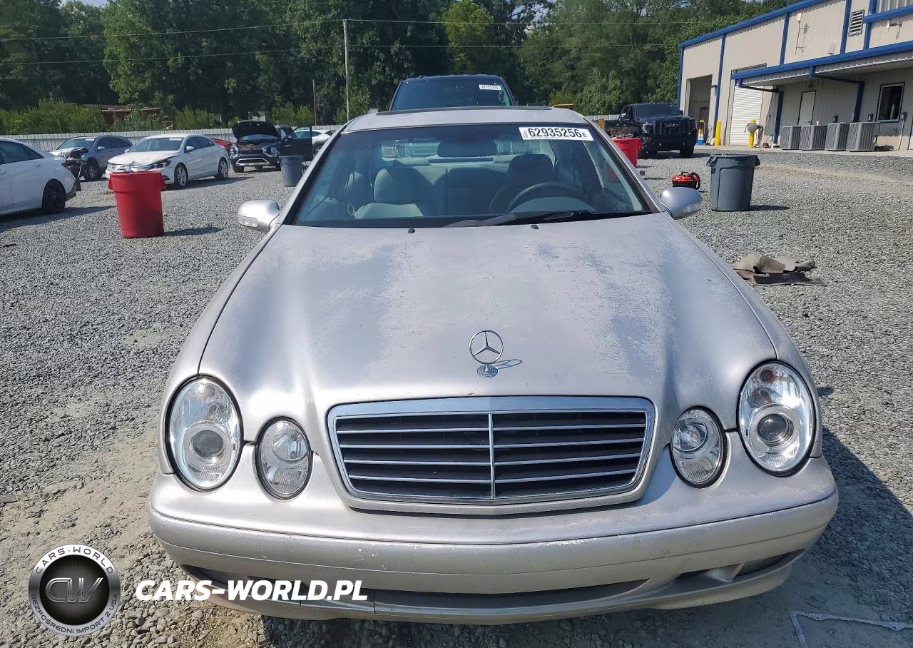 2000 Mercedes-Benz Clk 320 VIN:WDBLJ65G0YF121024 - 5