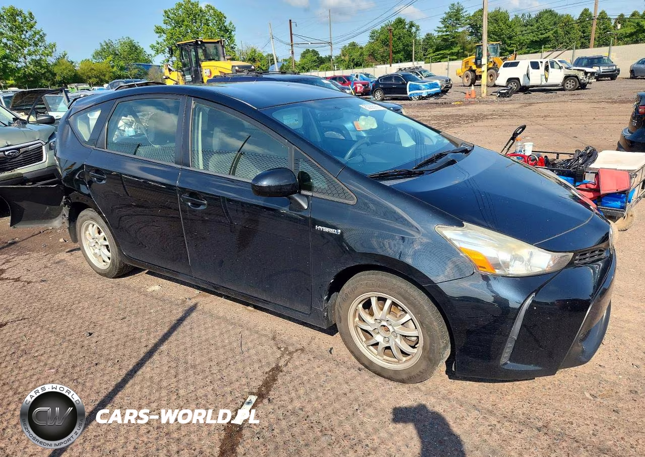 2016 Toyota Prius V Two VIN:JTDZN3EU0GJ045515 - 4