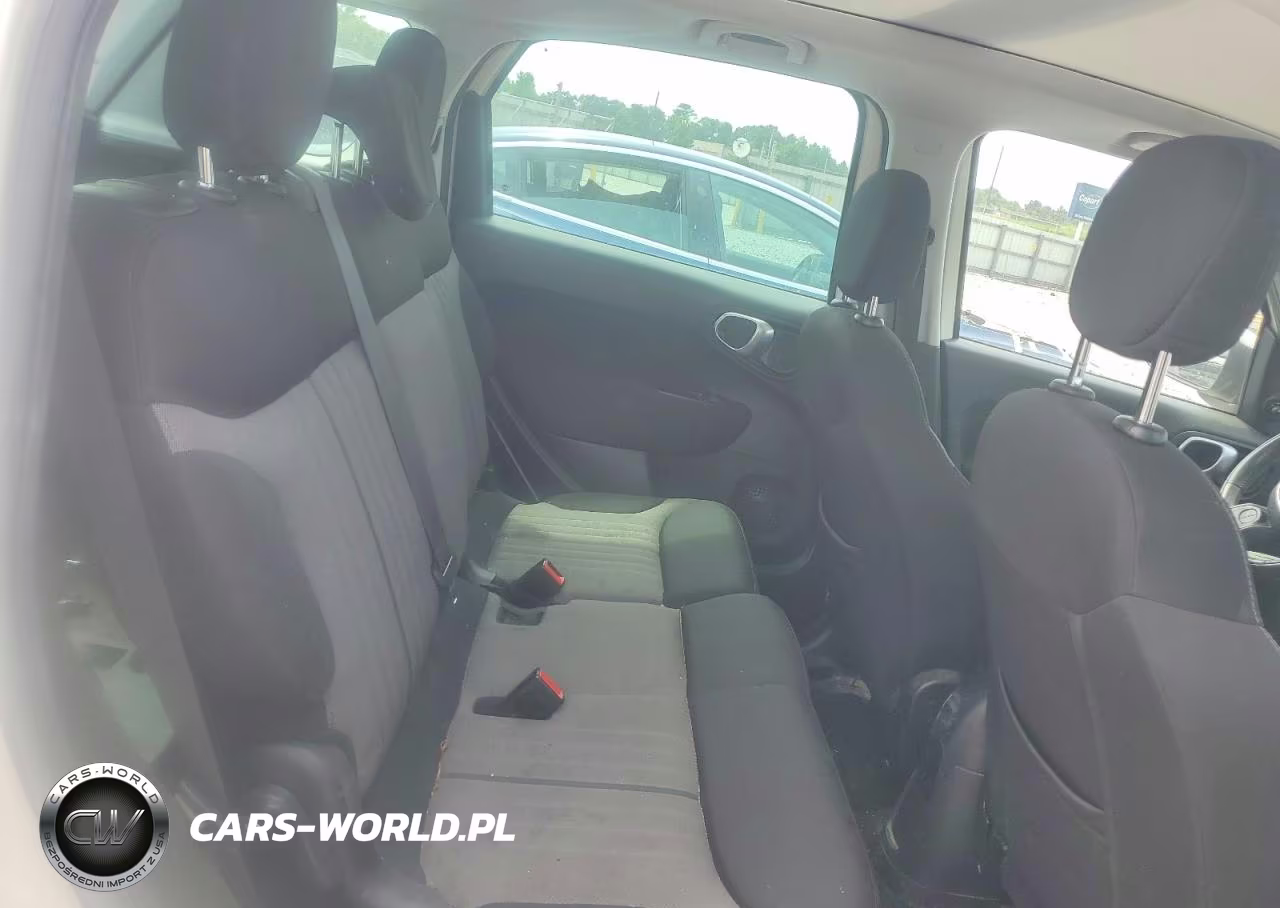2015 Fiat 500L Easy VIN:ZFBCFABH2FZ036283 - 11
