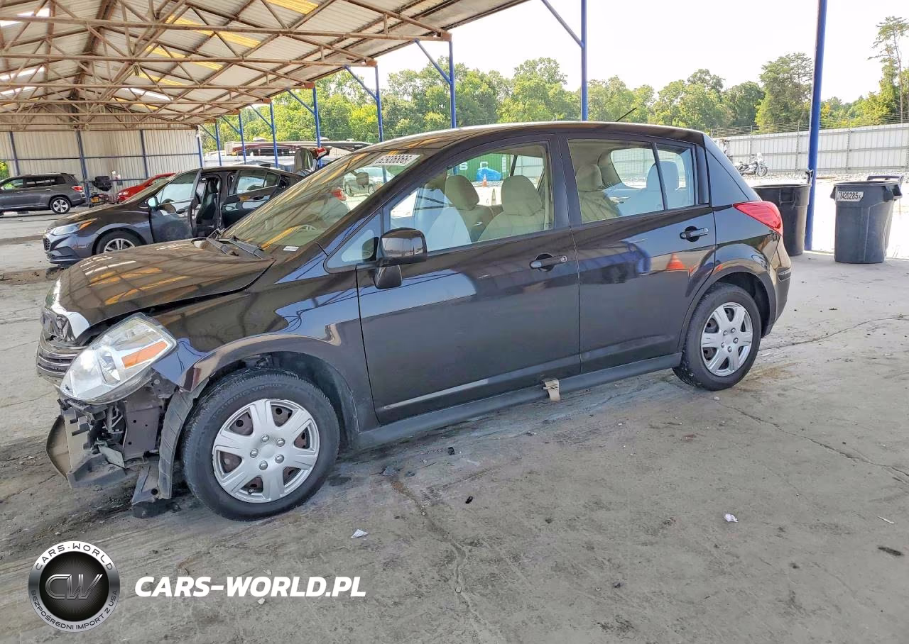 2011 Nissan Versa 1.8 S