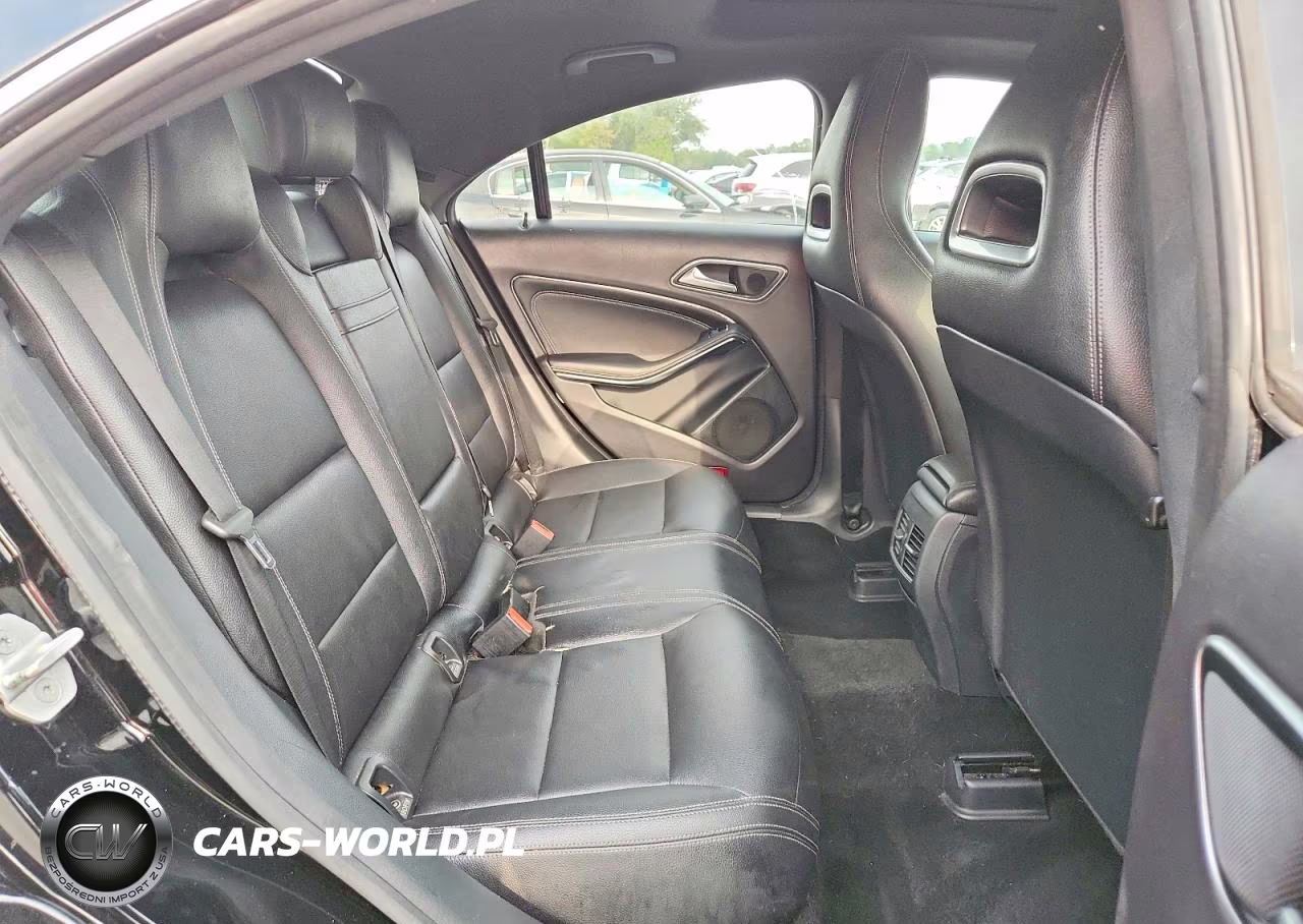 2018 Mercedes-Benz Cla 250 VIN:WDDSJ4EB5JN568195 - 10