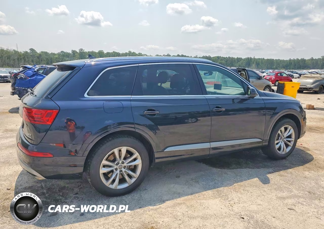 2017 Audi Q7 Premium Plus VIN:WA1LAAF73HD012436 - 3