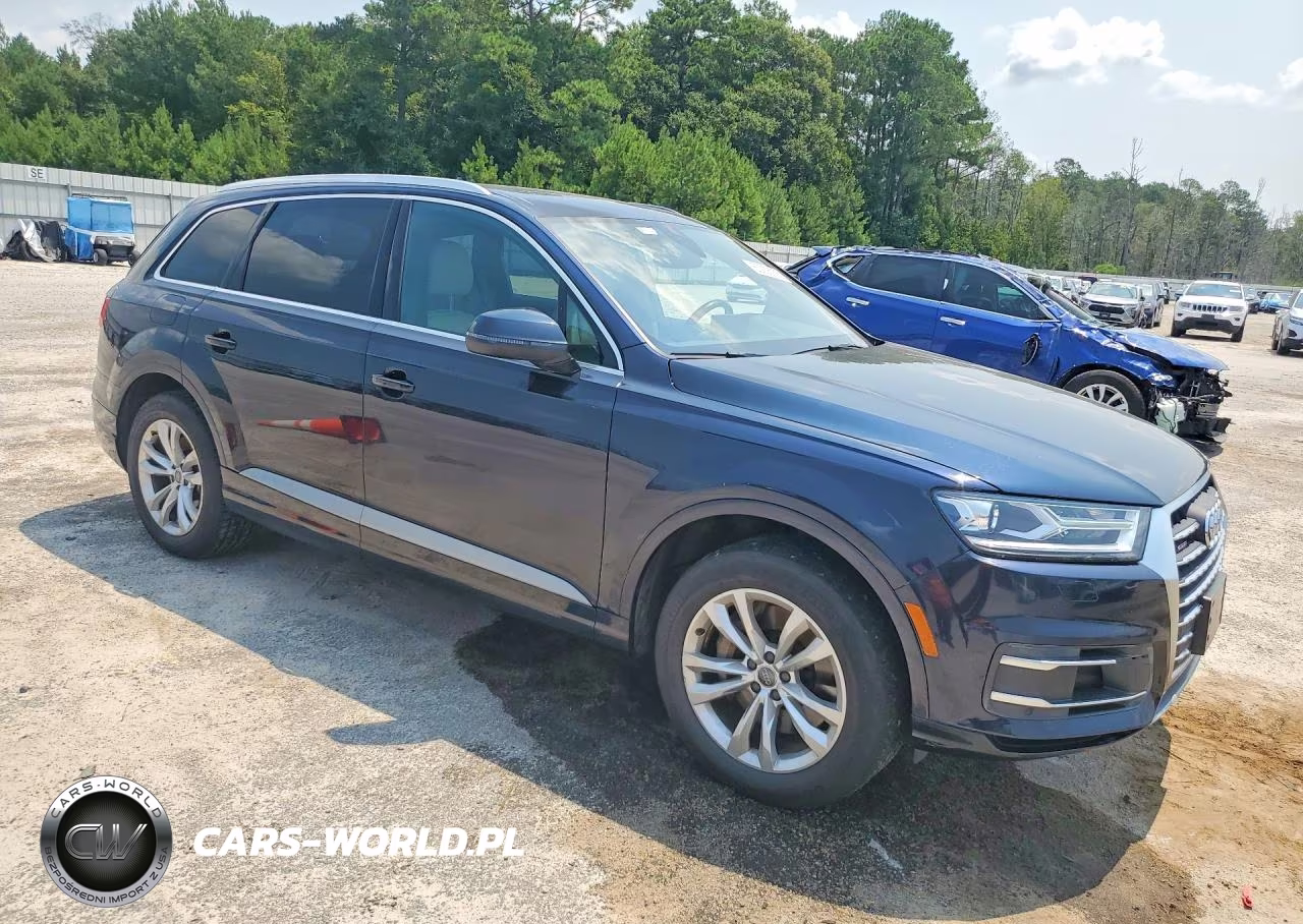 2017 Audi Q7 Premium Plus VIN:WA1LAAF73HD012436 - 4