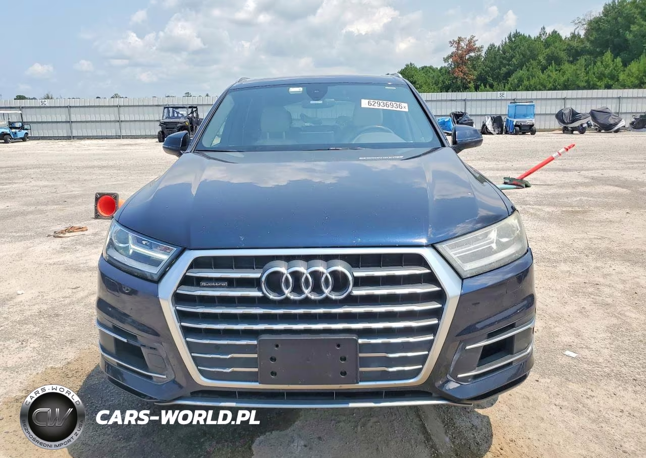 2017 Audi Q7 Premium Plus VIN:WA1LAAF73HD012436 - 5