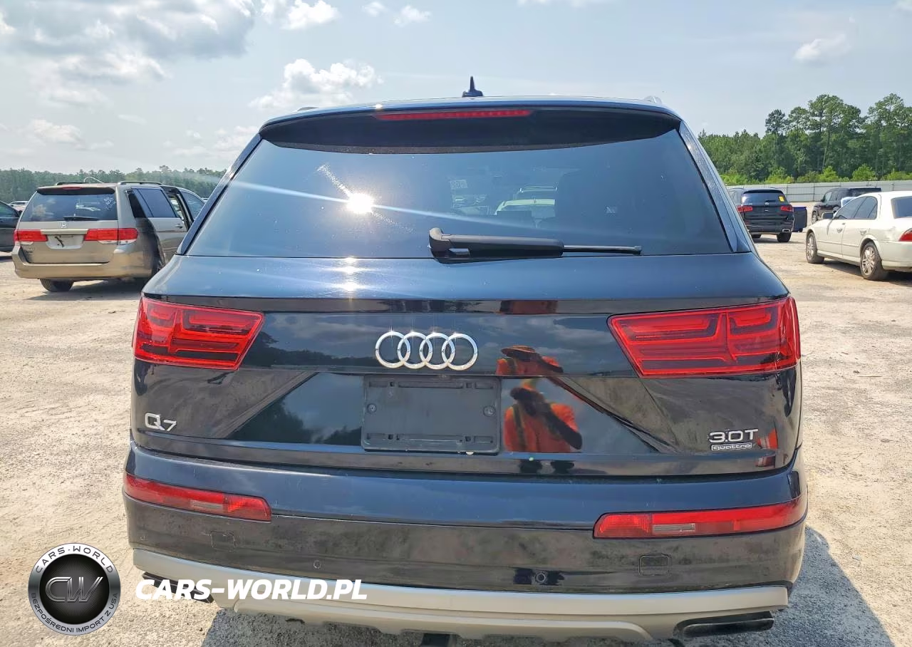2017 Audi Q7 Premium Plus VIN:WA1LAAF73HD012436 - 6