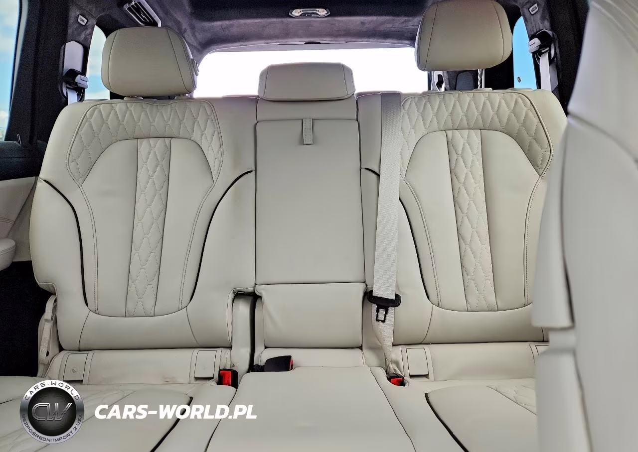 2024 BMW X7 M60I VIN:5UX33EM01R9T61501 - 10