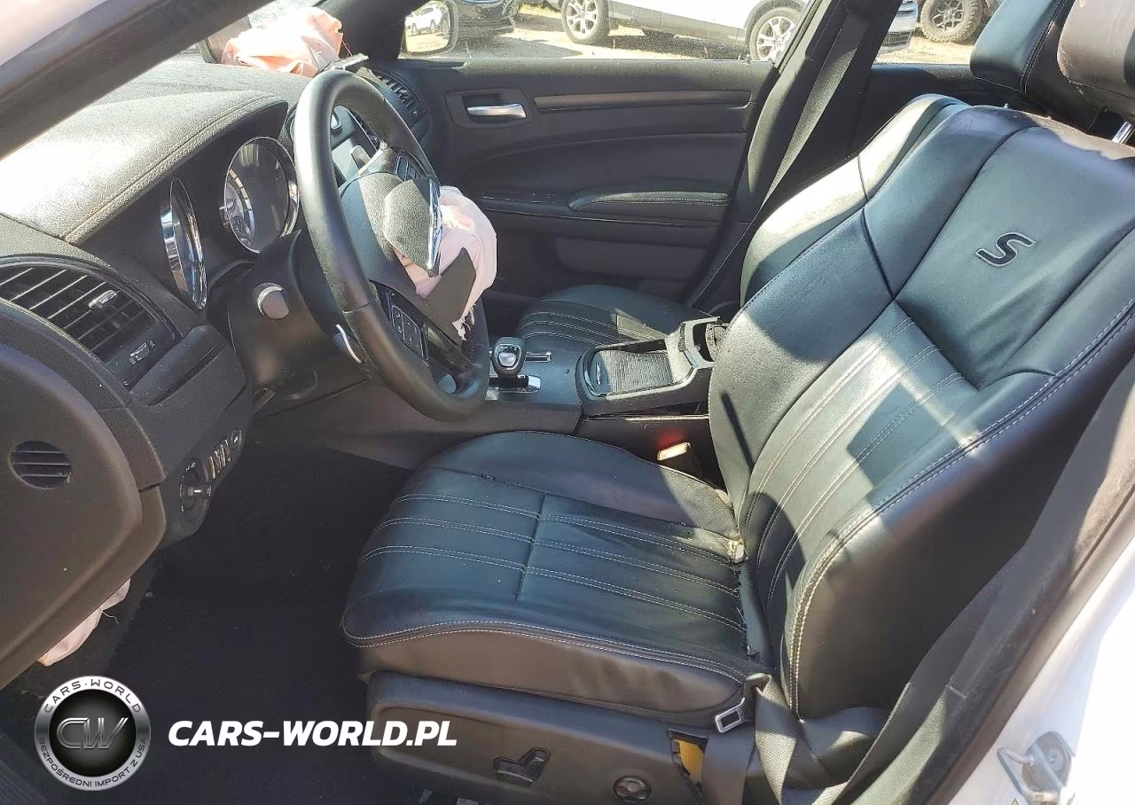 2014 Chrysler 300 S VIN:2C3CCABG9EH303807 - 7