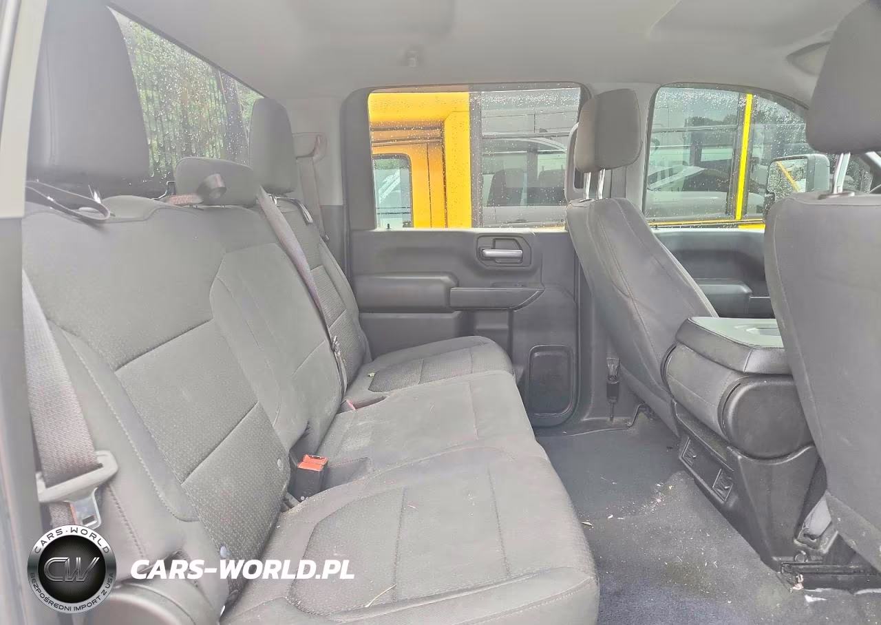 2021 Chevrolet Silverado K2500 Custom VIN:1GC4YME75MF145688 - 11