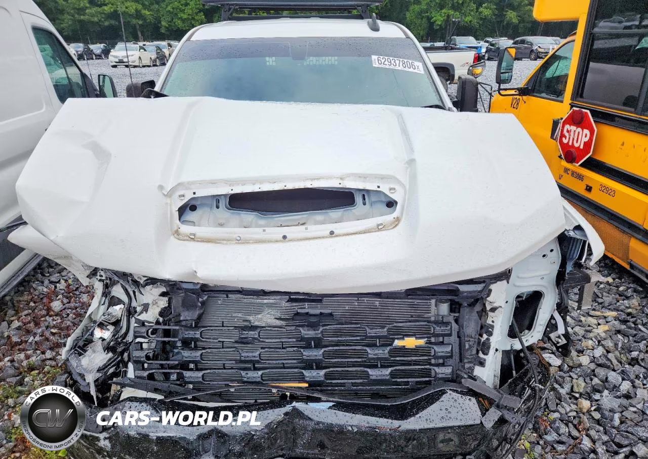 2021 Chevrolet Silverado K2500 Custom VIN:1GC4YME75MF145688 - 12