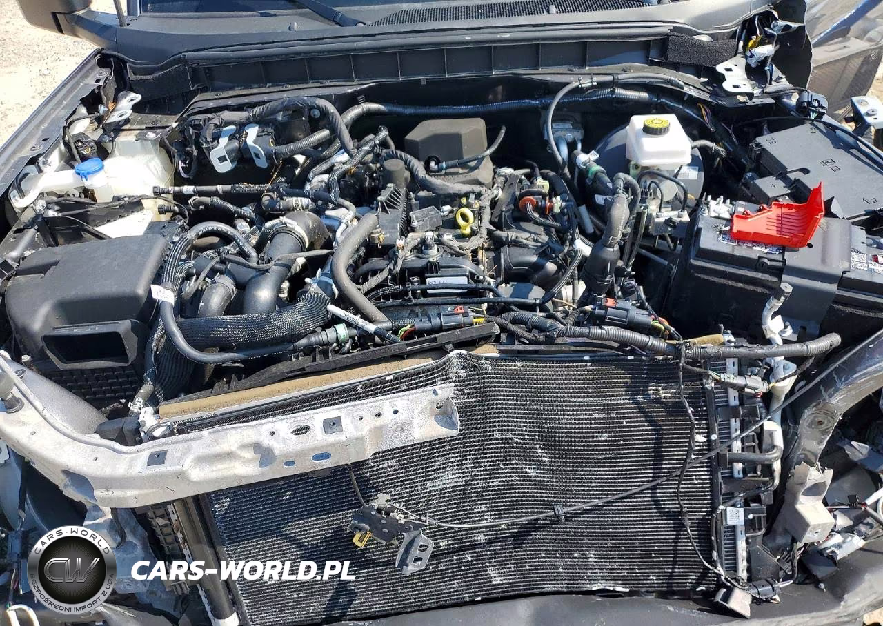 2024 Ford Bronco Black Diamond VIN:1FMDE1AH1RLB40000 - 12