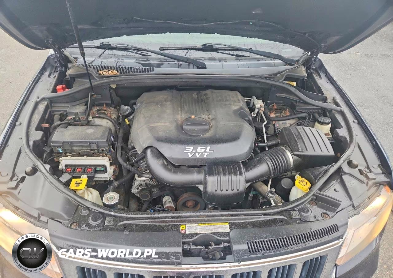 2012 Jeep Grand Cherokee Laredo VIN:1C4RJFAG1CC268965 - 12