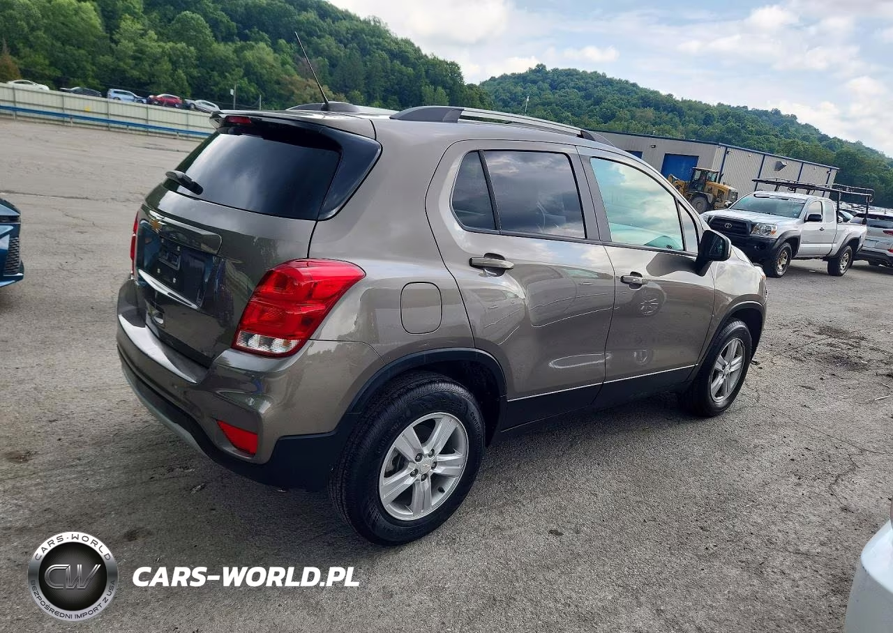 2022 Chevrolet Trax 1Lt VIN:KL7CJPSM1NB566809 - 3