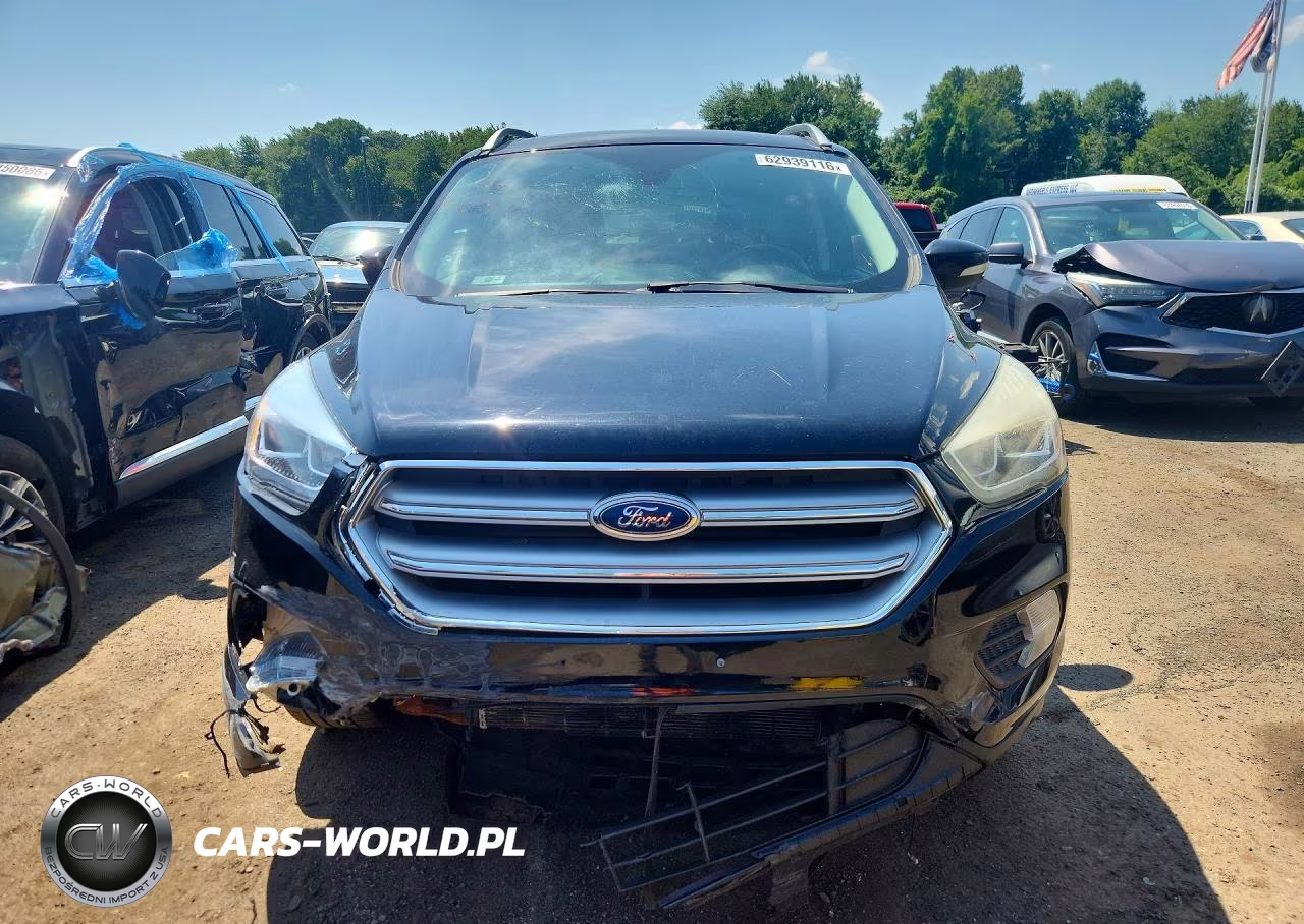 2017 Ford Escape Titanium VIN:1FMCU9JD7HUE62613 - 5