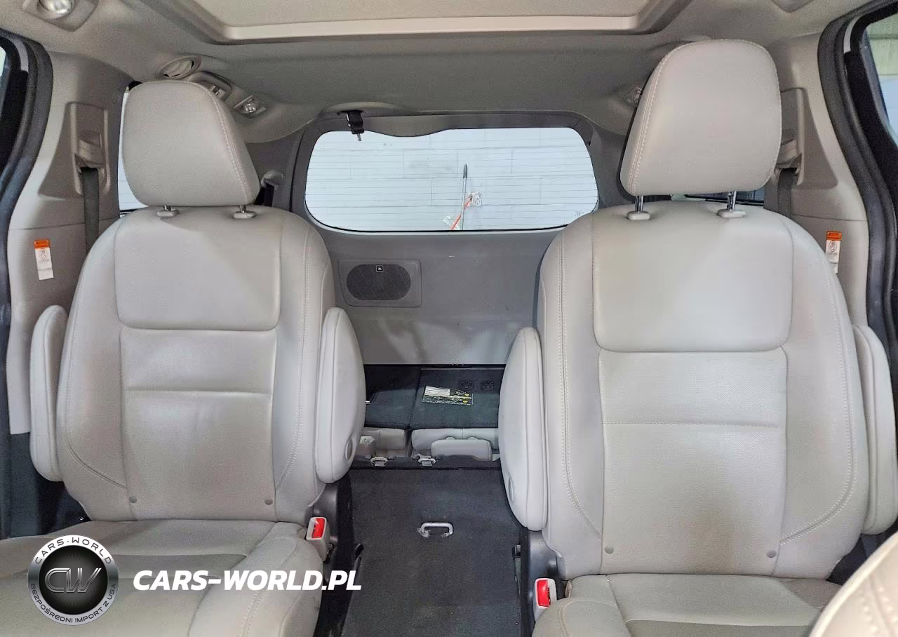 2020 Toyota Sienna Limited Premium 7-Passenger VIN:5TDDZ3DC3LS241453 - 10