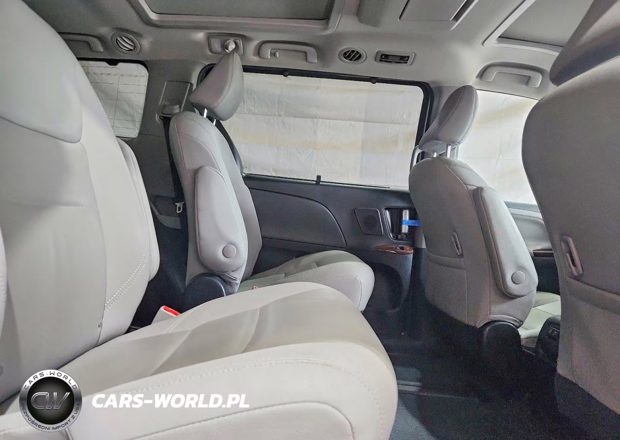 2020 Toyota Sienna Limited Premium 7-Passenger VIN:5TDDZ3DC3LS241453 - 11