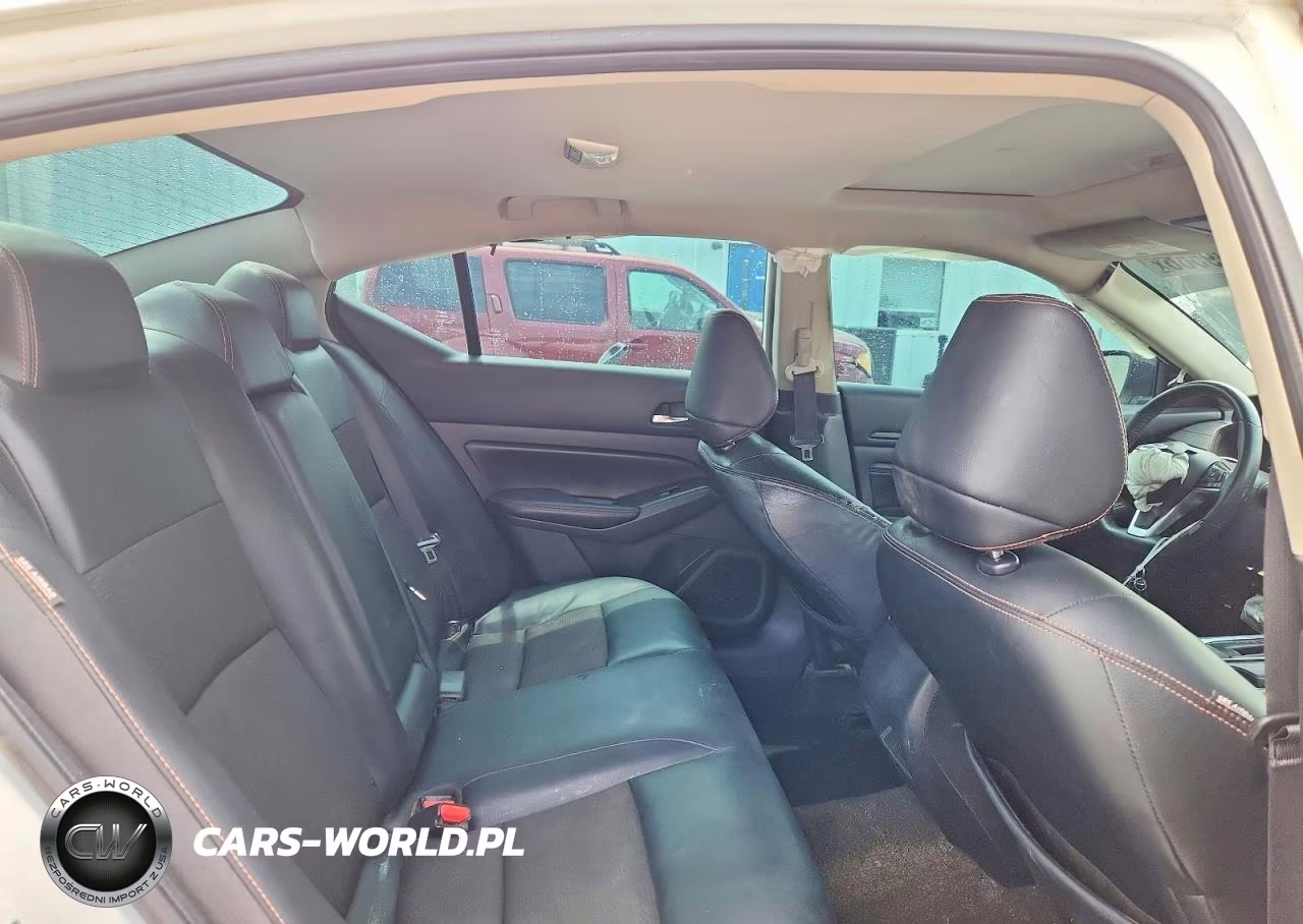 2019 Nissan Altima Sr VIN:1N4BL4CV7KN312603 - 10