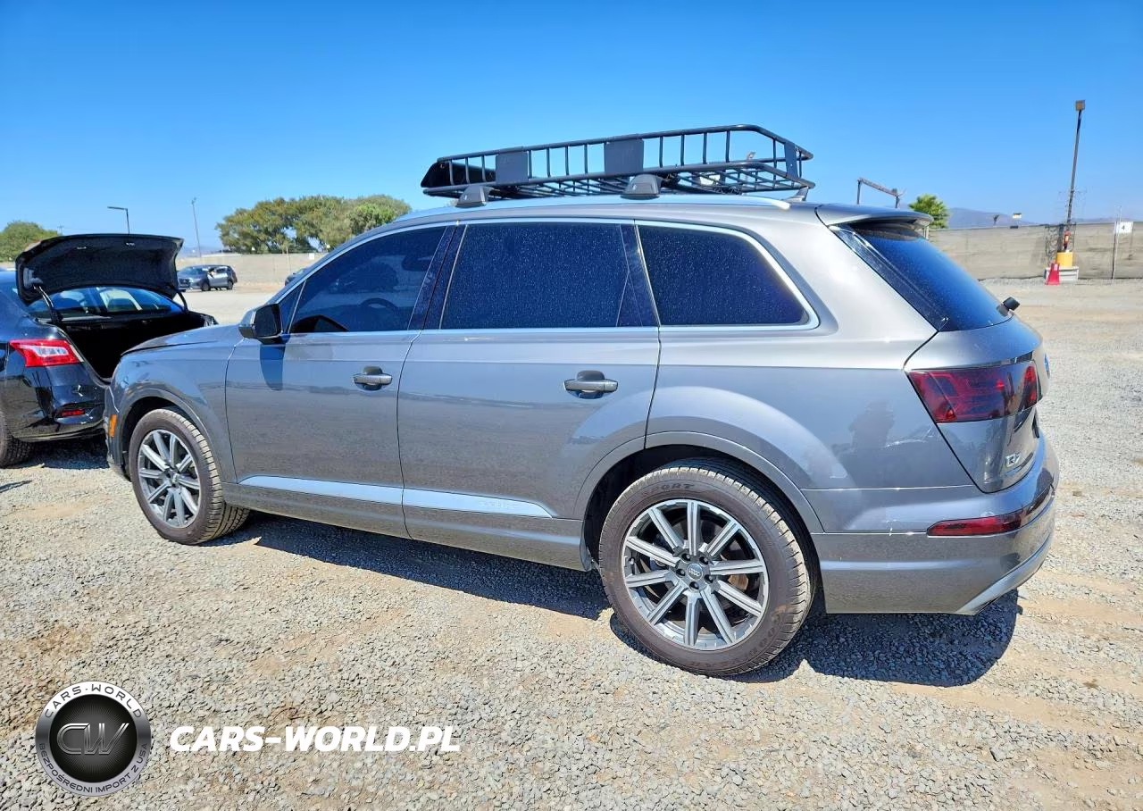 2018 Audi Q7 Premium Plus VIN:WA1LAAF74JD028294 - 2