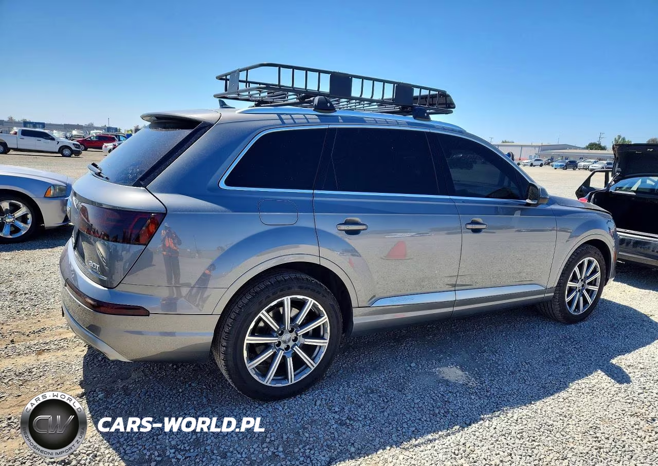 2018 Audi Q7 Premium Plus VIN:WA1LAAF74JD028294 - 3
