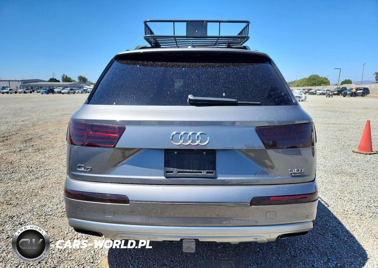 2018 Audi Q7 Premium Plus VIN:WA1LAAF74JD028294 - 6