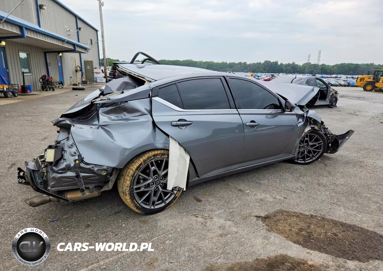 2023 Nissan Altima Sr VIN:1N4AL4CV2PN319932 - 3