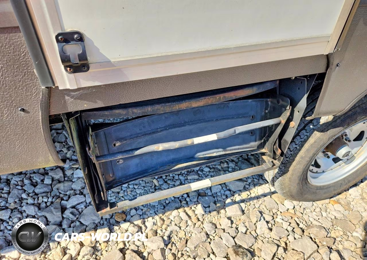 2018 Forest River Avenger Camper VIN:5ZT2AVVB5JB918506 - 8