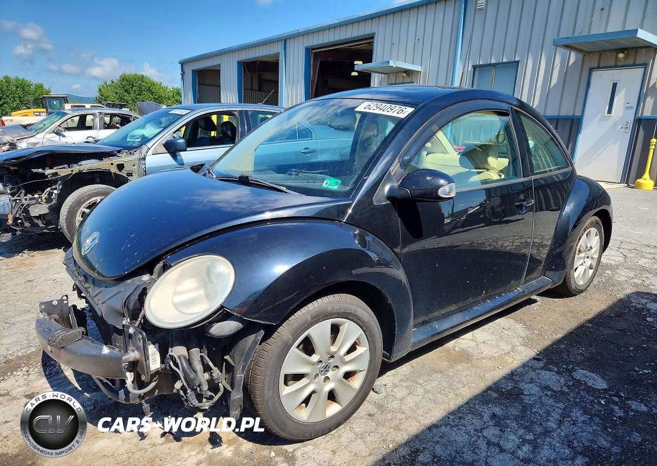 2008 Volkswagen New Beetle S