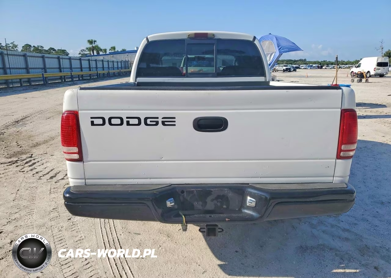 2002 Dodge Dakota Quad Sport VIN:1B7HL38N82S607556 - 6