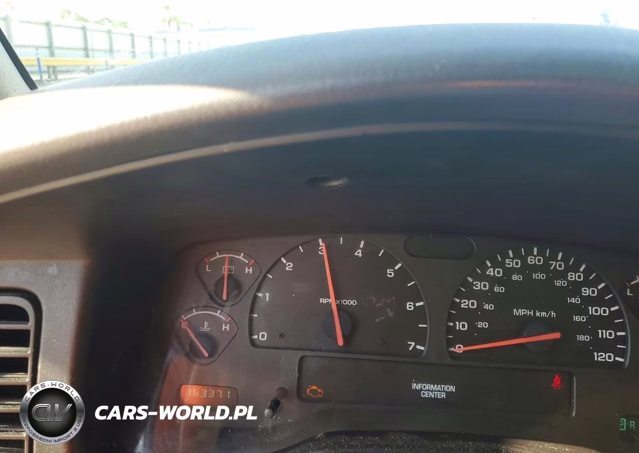 2002 Dodge Dakota Quad Sport VIN:1B7HL38N82S607556 - 9