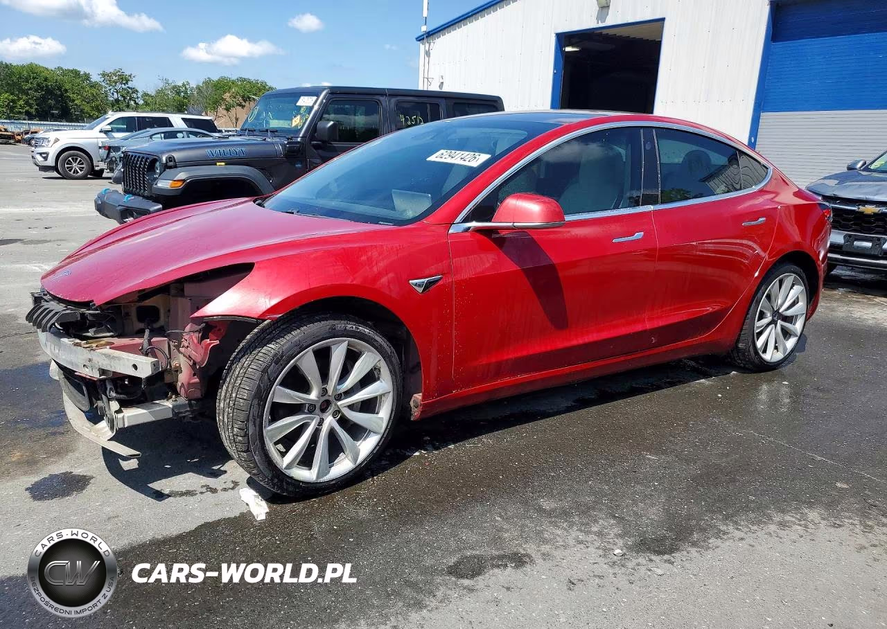 2018 Tesla Model 3 – zdjęcie 1 z 12