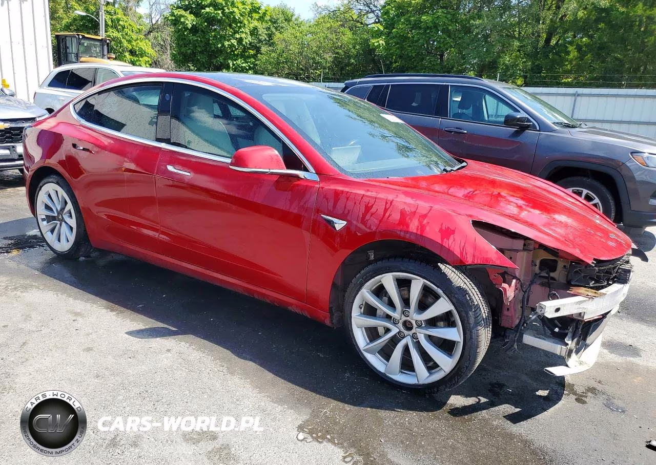 2018 Tesla Model 3 VIN:5YJ3E1EB7JF097358 - 4