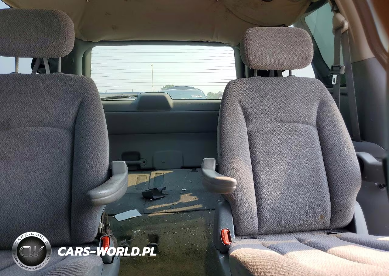 2007 Chrysler Town & Country Lx VIN:2A4GP44R17R133564 - 10