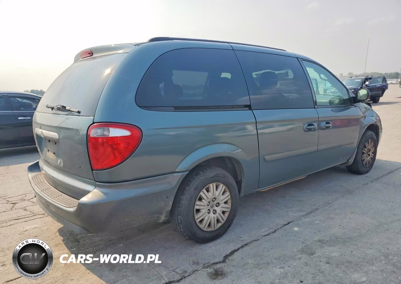 2007 Chrysler Town & Country Lx VIN:2A4GP44R17R133564 - 3