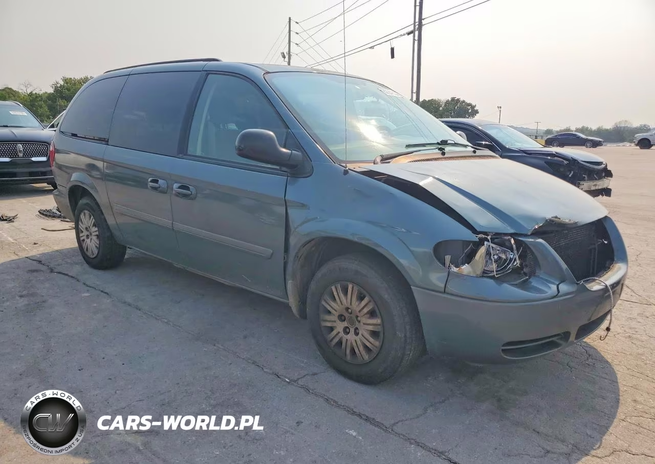 2007 Chrysler Town & Country Lx VIN:2A4GP44R17R133564 - 4
