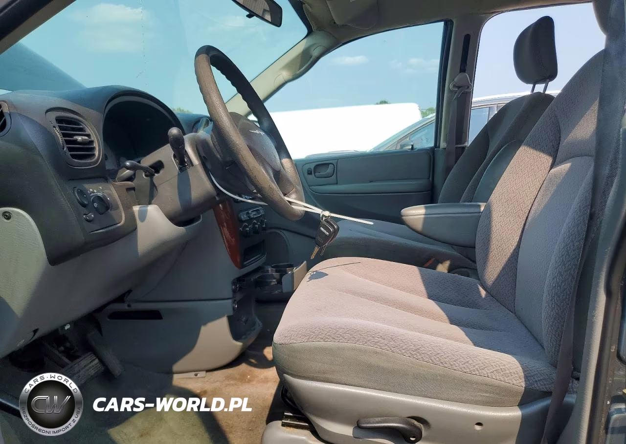 2007 Chrysler Town & Country Lx VIN:2A4GP44R17R133564 - 7