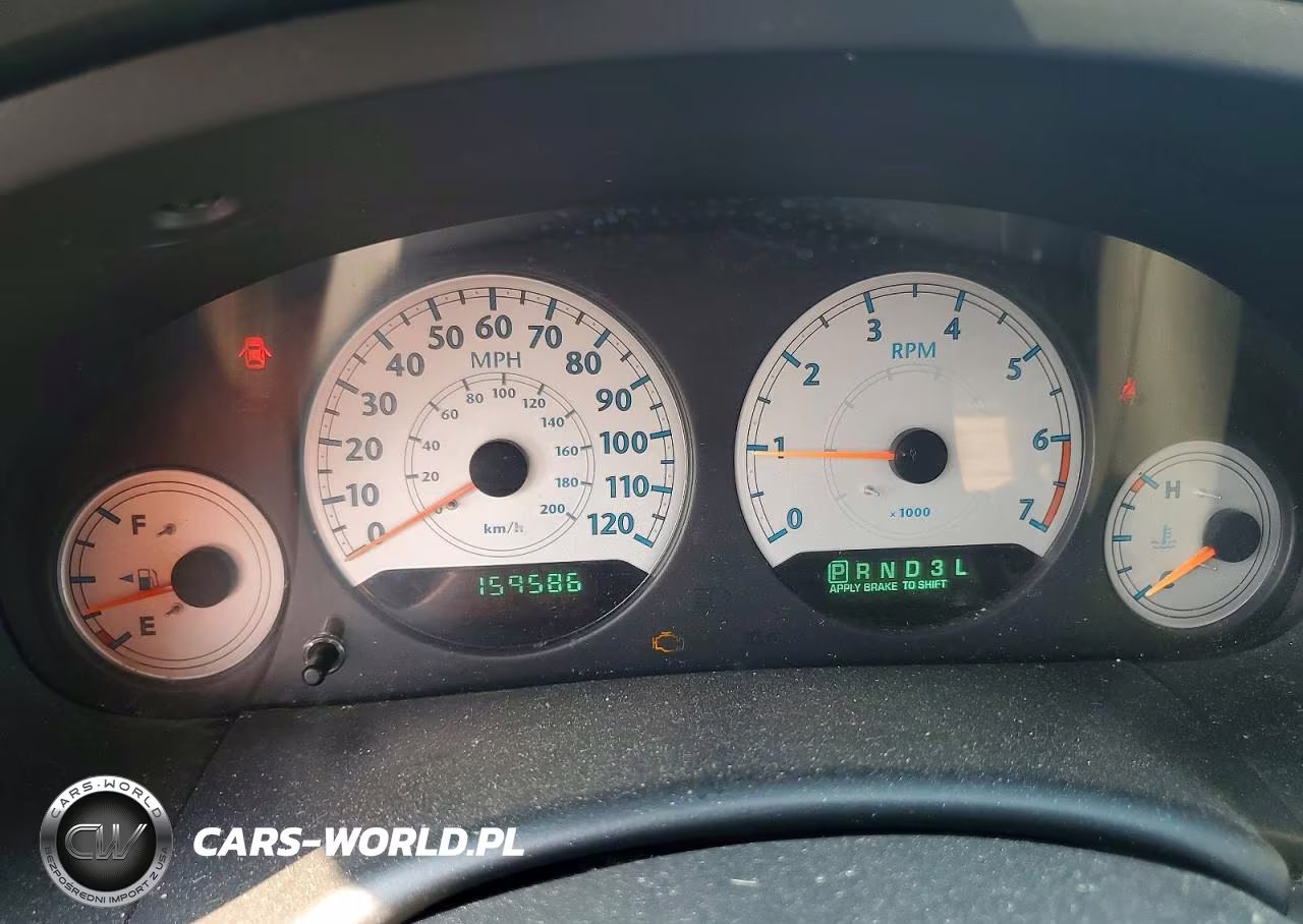 2007 Chrysler Town & Country Lx VIN:2A4GP44R17R133564 - 9